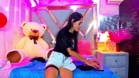 Lucy unlimit come back here  online show from 05.13.26