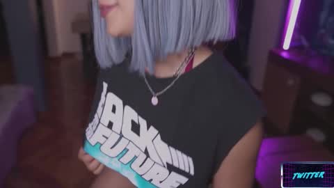 Lucy Alien  online show from 12.10.24