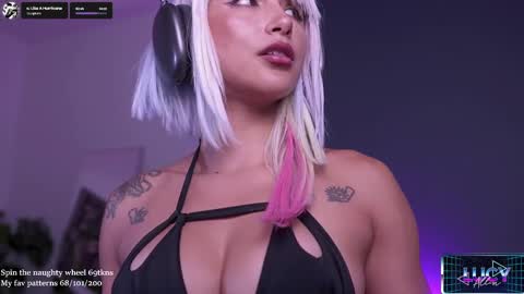 Lucy Alien  online show from 10.07.25