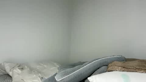 Snapshot of lucyforr chatting on 04.05.26 lucyforr online show from 04.05.26