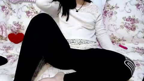 Snapshot of lucygolds chatting on 12.15.24 LucyGoldS online show from 12.15.24