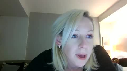 Snapshot of lucyloveslookers78240 chatting on 12.04.24 Lucy Loves Lookers online show from 12.04.24