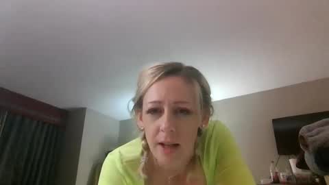 Snapshot of lucyloveslookers78240 chatting on 01.15.25 Lucy Loves Lookers online show from 01.15.25