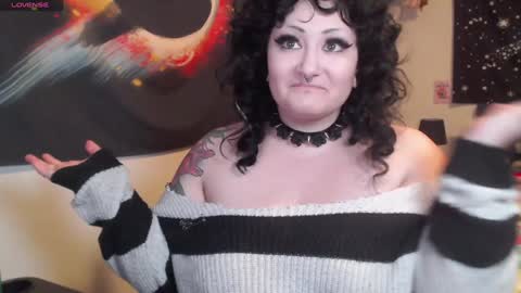 Lucy Lynx online show from 01.08.25