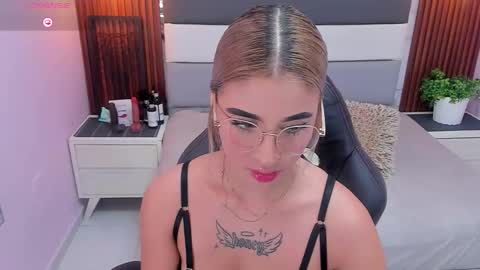 L U C Y  online show from 03.14.26