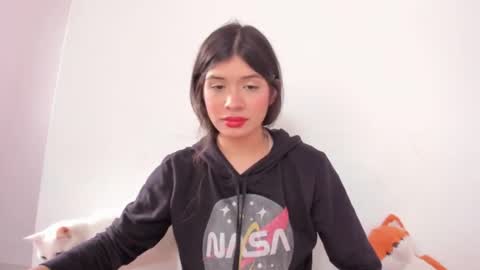 lucyportman online show from 07.06.26
