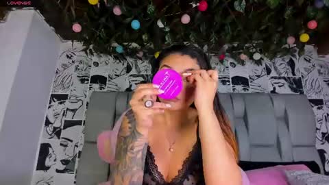 Snapshot of lucyrosse_ chatting on 08.02.26 Lucy online show from 08.02.26