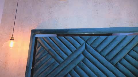 Lucy online show from 10.02.25