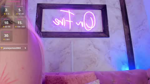 Lucy Vega online show from 01.06.25