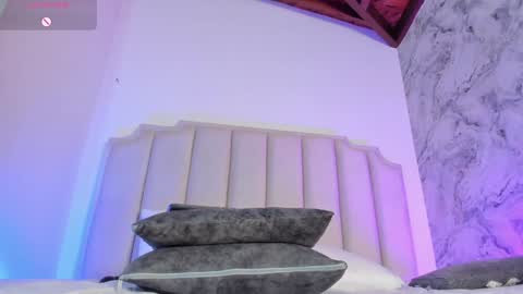 Lucy Vega online show from 01.08.25