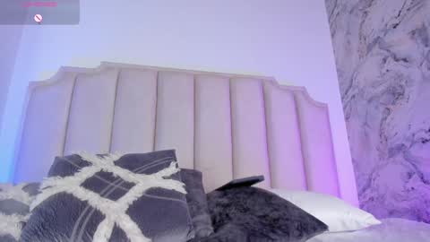 Lucy Vega online show from 01.14.25