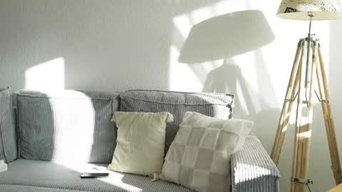 lucyxlou online show from 12.01.25