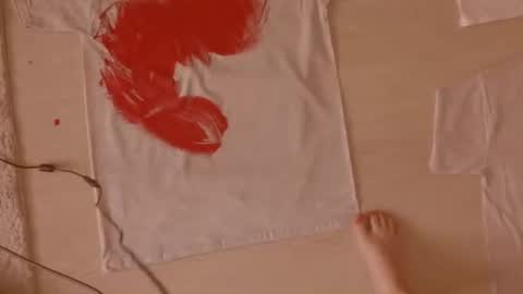 lucyxlou online show from 08.04.26