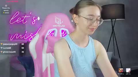 Snapshot of lucyy_green chatting on 07.05.26 Lucy online show from 07.05.26
