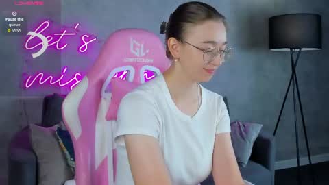 Snapshot of lucyy_green chatting on 07.09.26 Lucy online show from 07.09.26