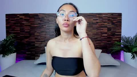 Lucy Liiu online show from 05.06.26