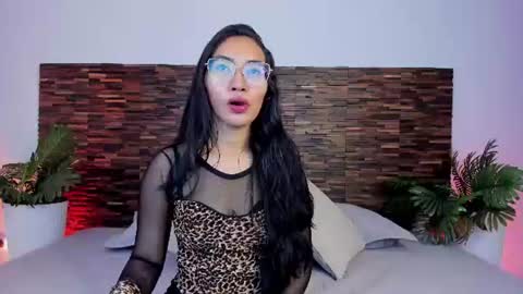 Lucy Liiu online show from 07.23.26