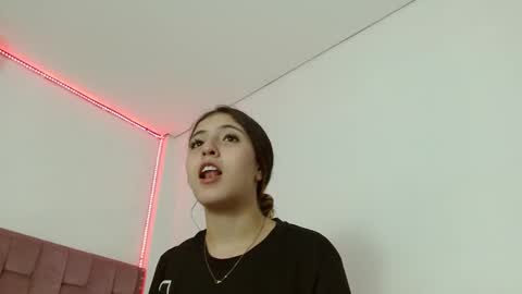 Snapshot of lucyy_start chatting on 01.16.25 LUCY online show from 01.16.25