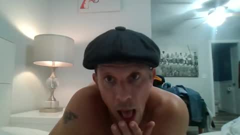 Snapshot of luiggii0904 chatting on 12.14.24 luiggii0904 online show from 12.14.24