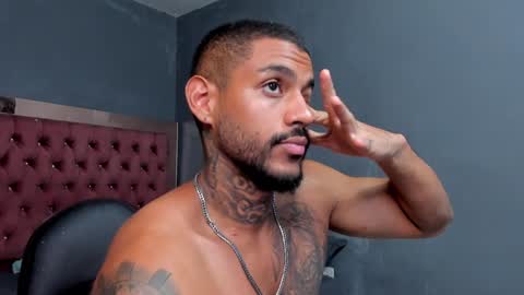 Snapshot of luigi1_ chatting on 01.30.25 Luigi Vitale online show from 01.30.25