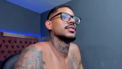 Snapshot of luigi1_ chatting on 03.02.25 Luigi Vitale online show from 03.02.25