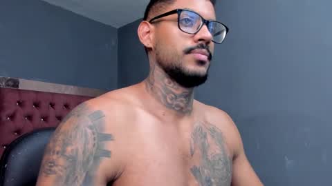 Snapshot of luigi1_ chatting on 03.09.25 Luigi Vitale online show from 03.09.25