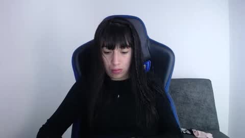 Snapshot of luisa_homes chatting on 11.28.25 luisa_homes online show from 11.28.25