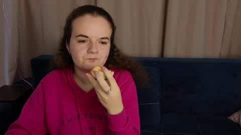 Luisa Rosee online show from 02.17.25