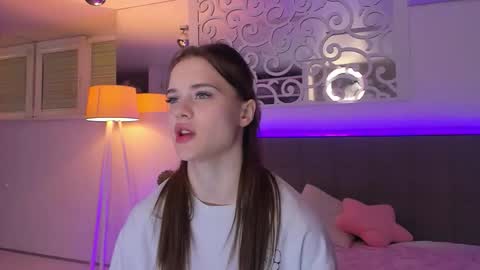 LuisaClover online show from 03.01.26