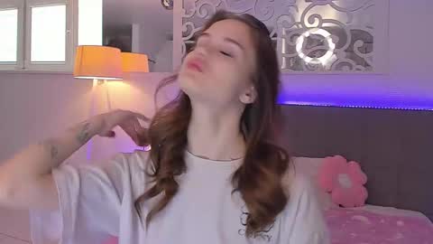 LuisaClover online show from 04.27.26