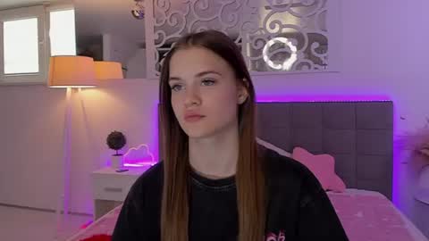 LuisaClover online show from 06.22.26