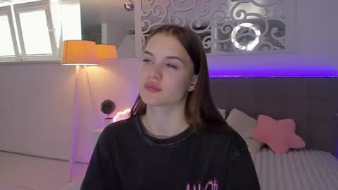 LuisaClover online show from 07.05.26