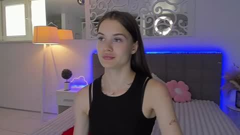 LuisaClover online show from 07.25.26