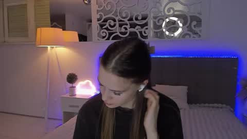 LuisaClover online show from 07.27.26