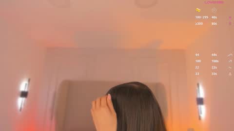 L U I S A online show from 11.27.25