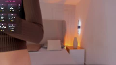 L U I S A online show from 12.16.25