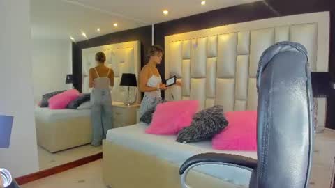 Luisa  online show from 06.15.26