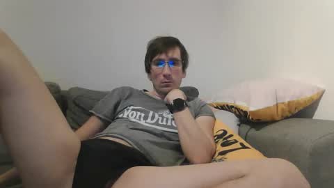 Snapshot of luismcawesome chatting on 12.03.25 Luis online show from 12.03.25