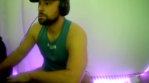 Snapshot of luk_me chatting on 01.04.25 luk_me online show from 01.04.25