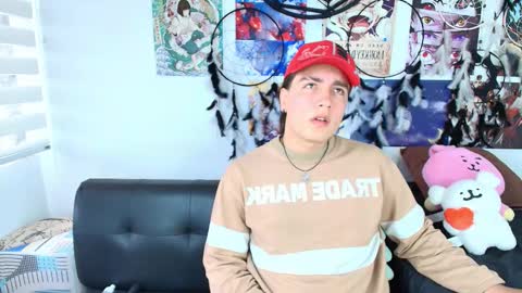 Snapshot of lukashollow chatting on 10.19.25 lukas 3 online show from 10.19.25