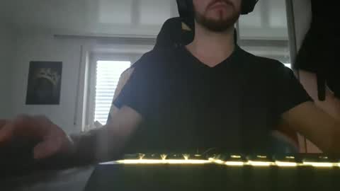 lukasschoetz online show from 02.18.26