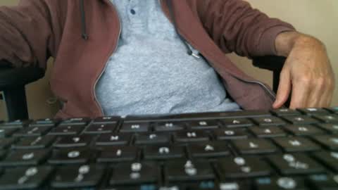 Snapshot of luke7711 chatting on 01.12.25 luke7711 online show from 01.12.25