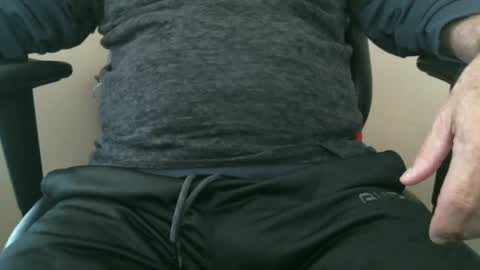 Snapshot of luke7711 chatting on 10.08.25 luke7711 online show from 10.08.25