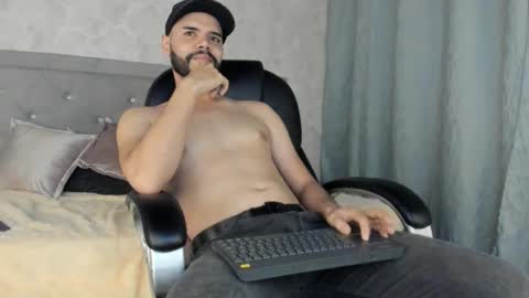 luke diaz7 online show from 02.12.25