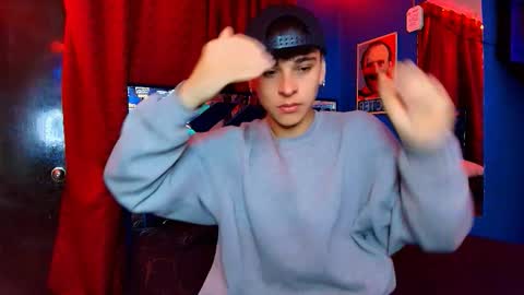 Snapshot of luke_howland chatting on 02.17.26 Luke online show from 02.17.26