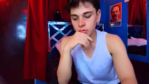 Snapshot of luke_howland chatting on 02.28.26 Luke online show from 02.28.26