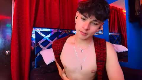 Snapshot of luke_howland chatting on 03.27.26 Luke online show from 03.27.26