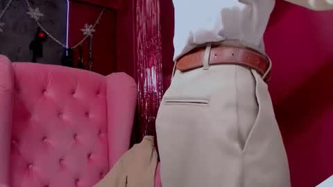 Luke online show from 12.22.25