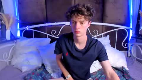 Snapshot of luke_sweet chatting on 06.18.26 Luke online show from 06.18.26