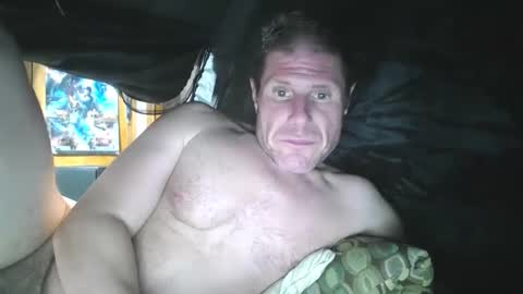 Snapshot of lukeewingxxx chatting on 12.01.24 DJ JAGGED online show from 12.01.24